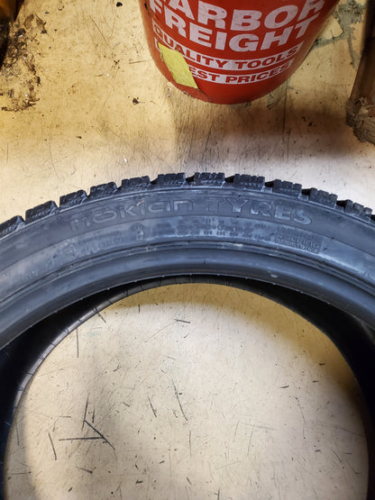 2 NOS NOKIAN HAKKAPELIITTA R3 BSW P 275 35 20 102T XL WINTER TIRE T430646