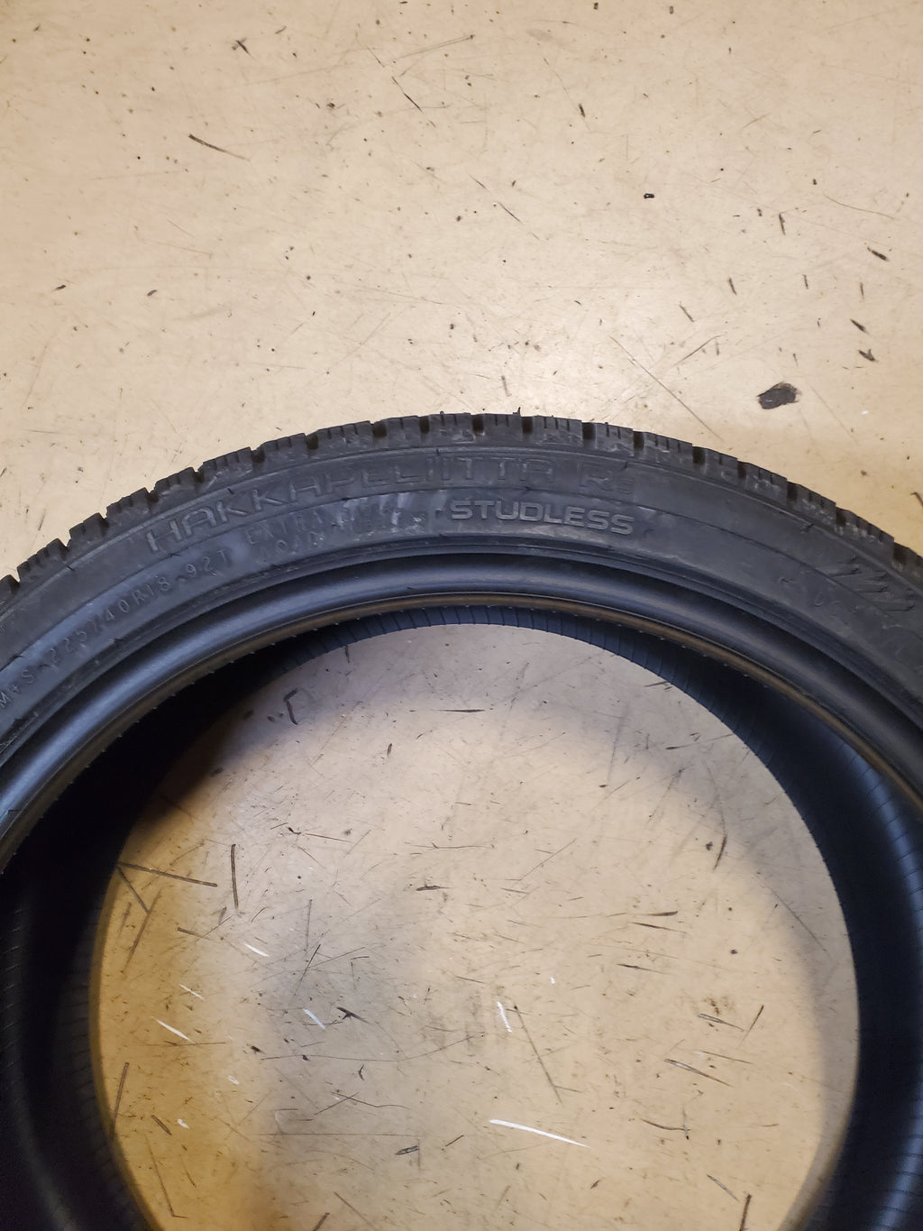 NOKIAN HAKKAPELIITTA R5 BSW P 225 40 18 92T XL WINTER TIRE T432166