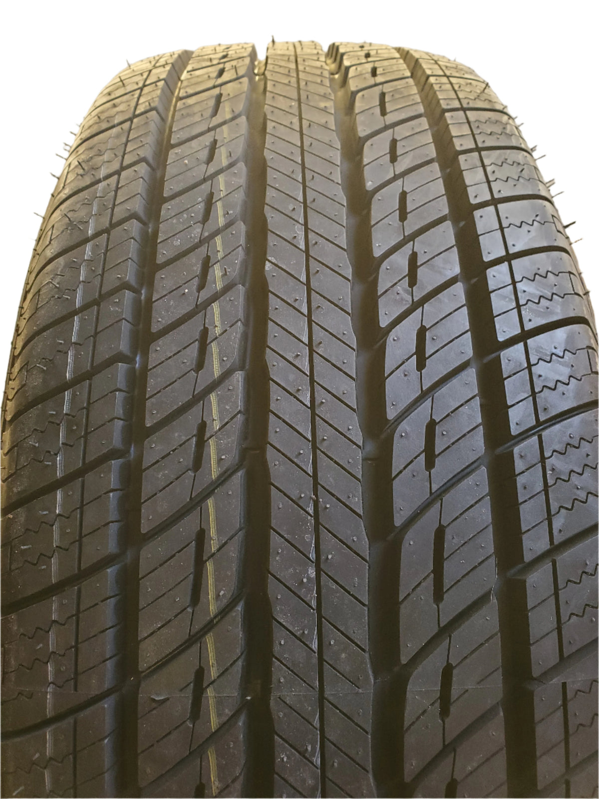UNIROYAL TIGER PAW TOURING A/S BSW P 235 65 17 104H ALL SEASON TIRE 89085