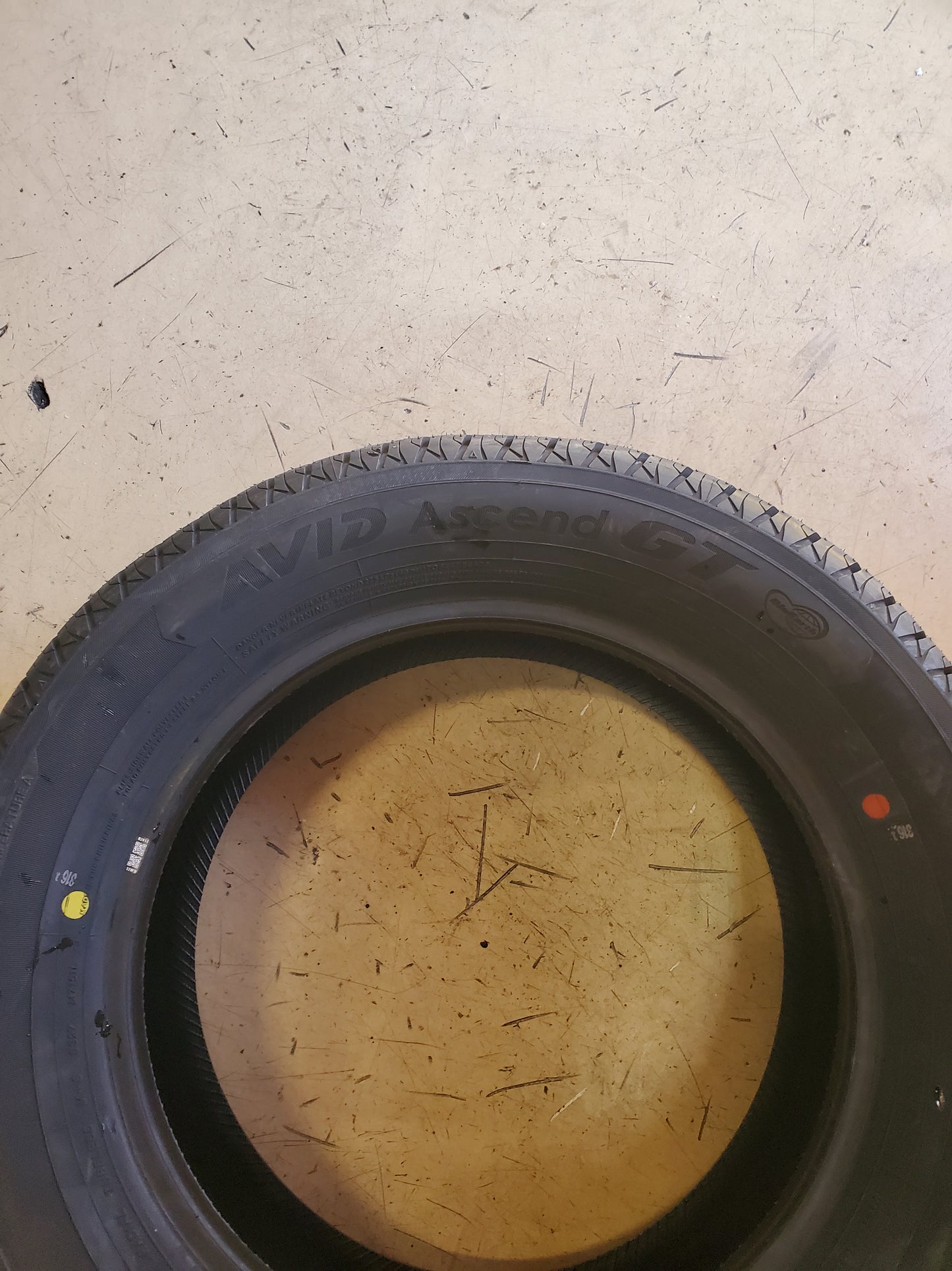 YOKOHAMA AVID ASCEND GT BSW P 195 60 15 88H ALL SEASON TIRE 110132704