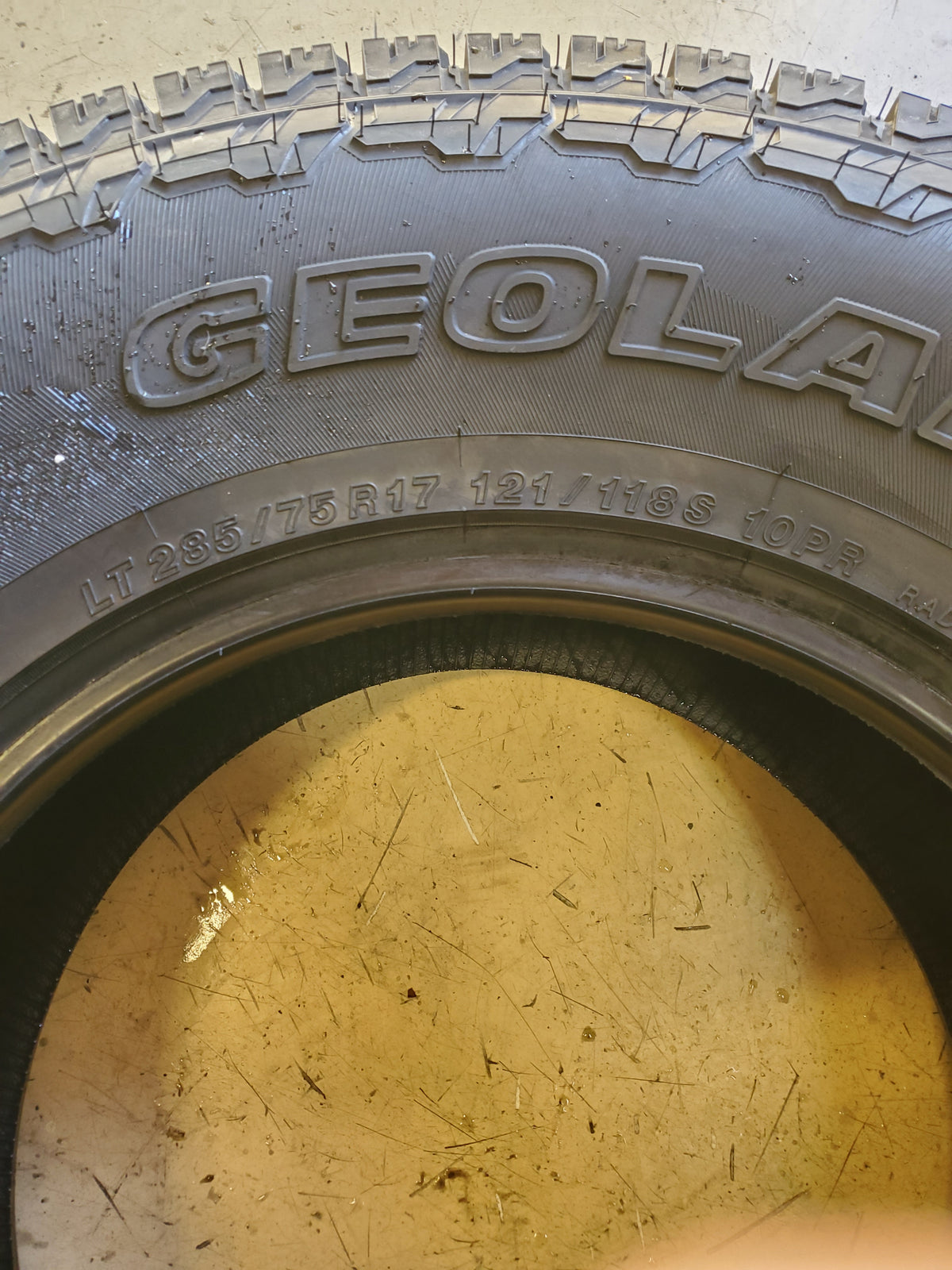 YOKOHAMA GEOLANDAR A/T4 GO18 LT 285 75 17 121/118S 10PLY TIRE 110101830