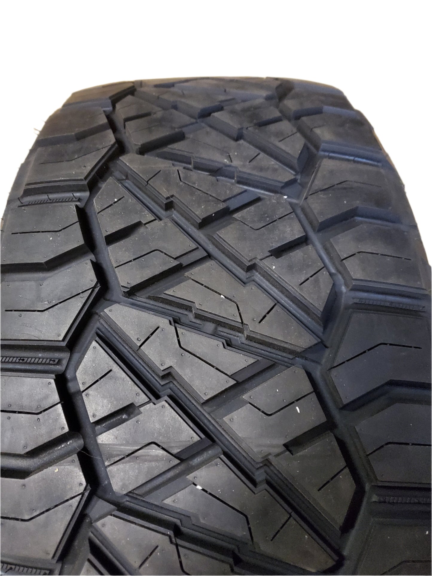 NITTO RIDGE GRAPPLER BSW P 275 50 22 115T ALL TERRAIN TIRE 218870