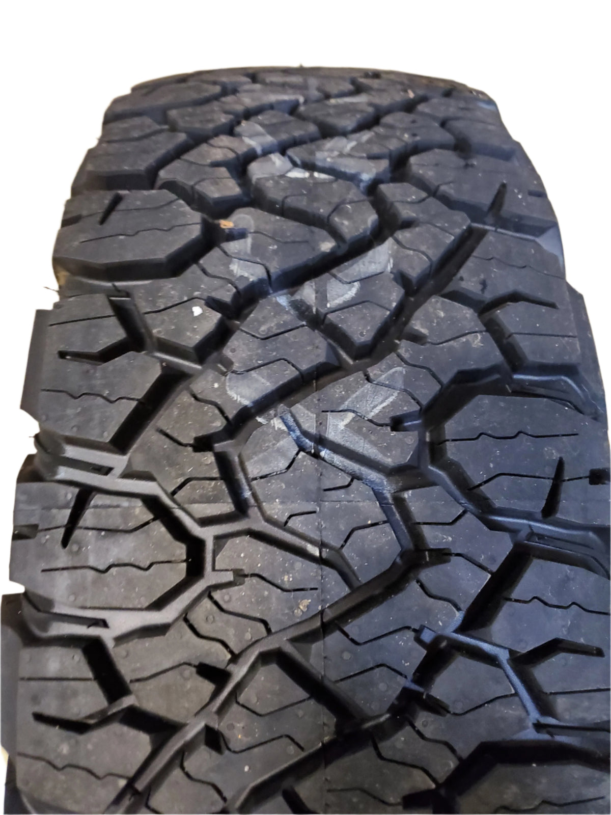 BFGOODRICH ALL-TERRAIN T/A KO3 RWL LT 275 70 17 124/121S 10PLY TIRE 18380