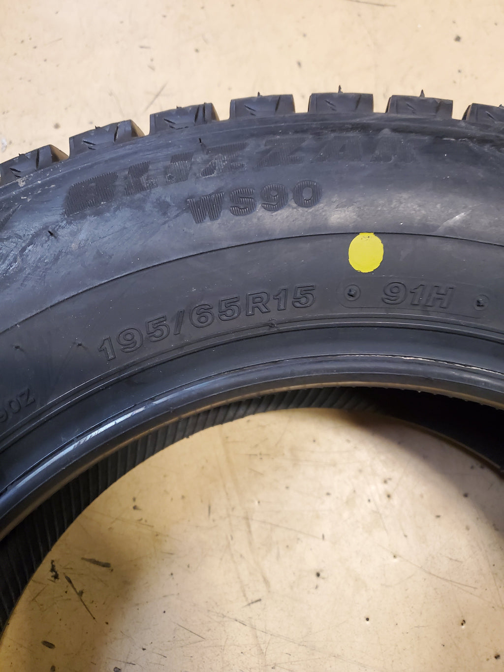 BRIDGESTONE BLIZZAK WS90 BSW P 195 65 15 91H WINTER TIRE 001122