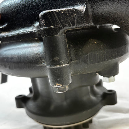 GENUINE JOHN DEERE WATER PUMP TRACTOR DOZER LOADER COMBINE DZ115195 R586756