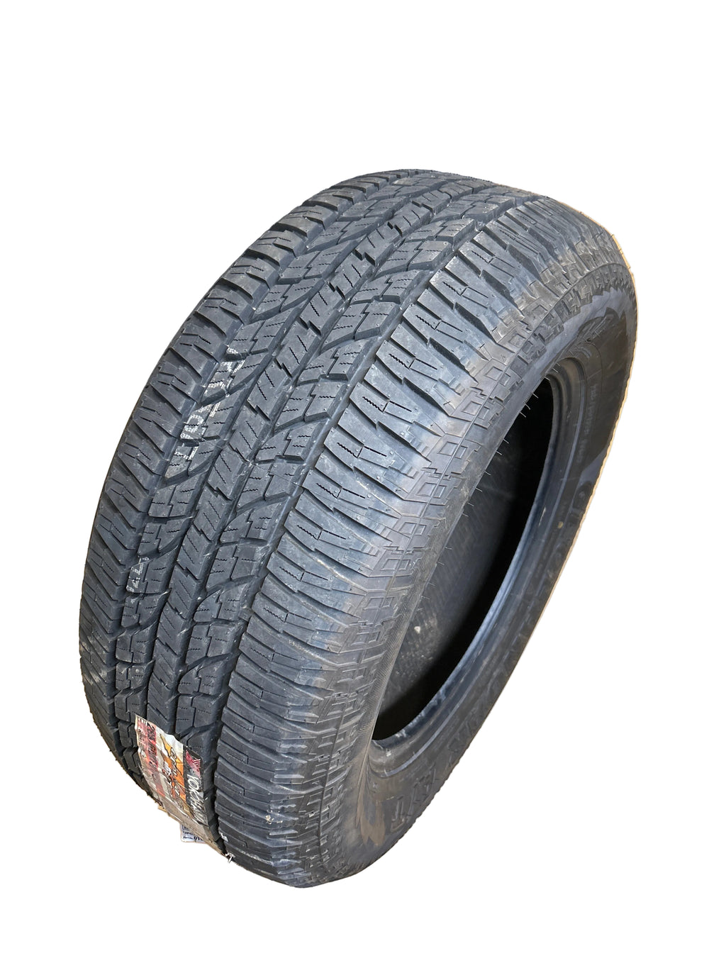 NOS YOKOHAMA GEOLANDAR A/T RBL P 285 60 18 116H ALL TERRAIN TIRE 110101580