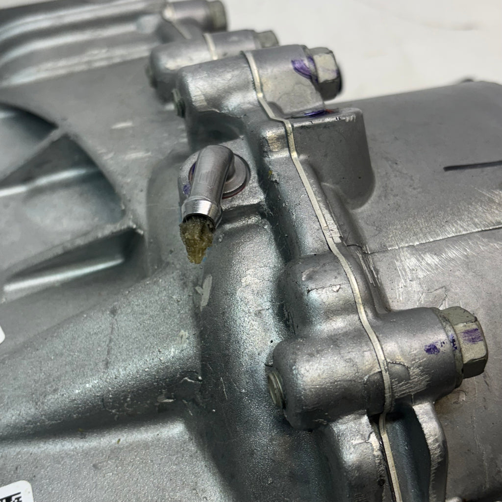 MOPAR REAR AXLE DIFFERENTIAL AWD LUX, FWD, 35TH ANNIVERSARY 53010758AH (DAMAGE)