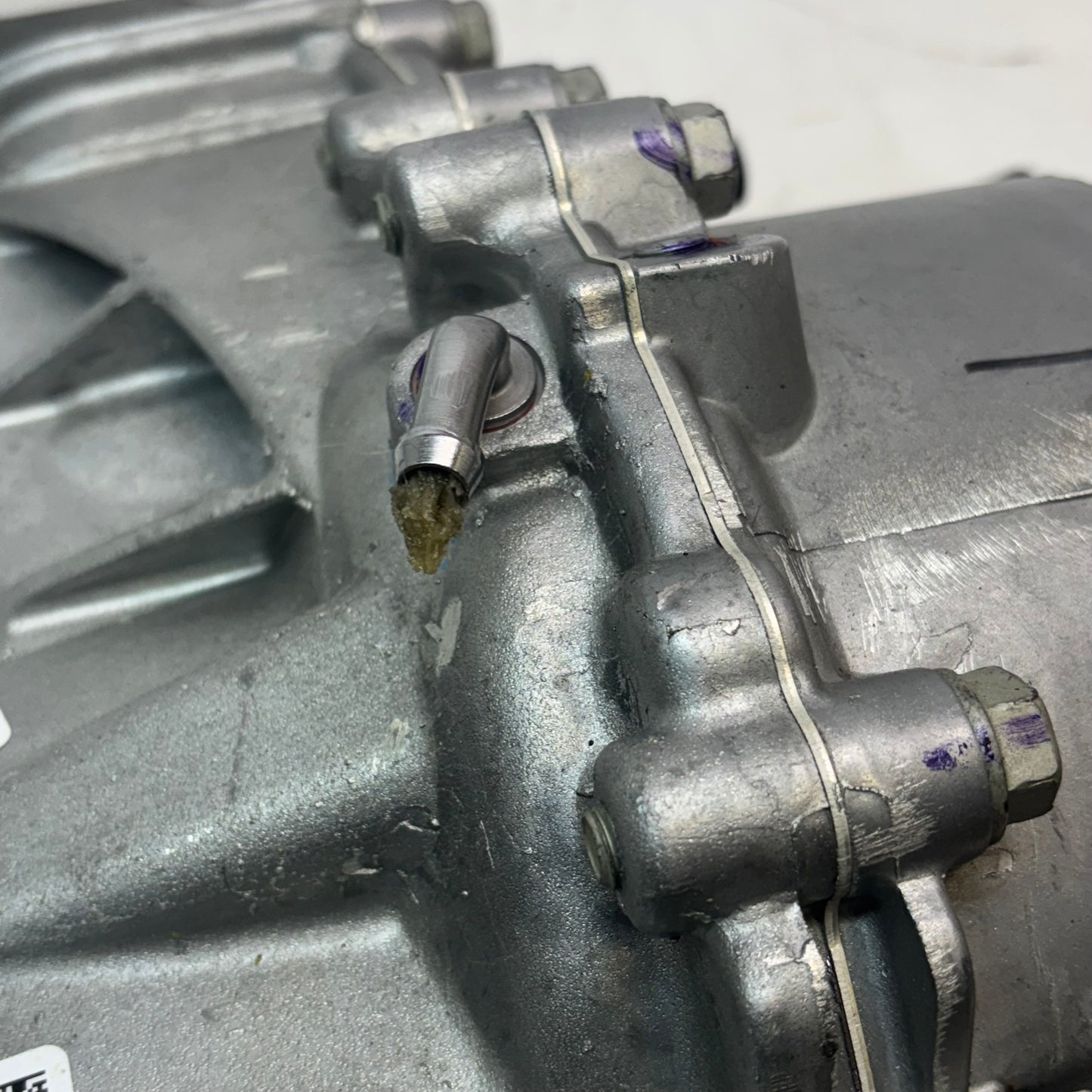 MOPAR REAR AXLE DIFFERENTIAL AWD LUX, FWD, 35TH ANNIVERSARY 53010758AH (DAMAGE)