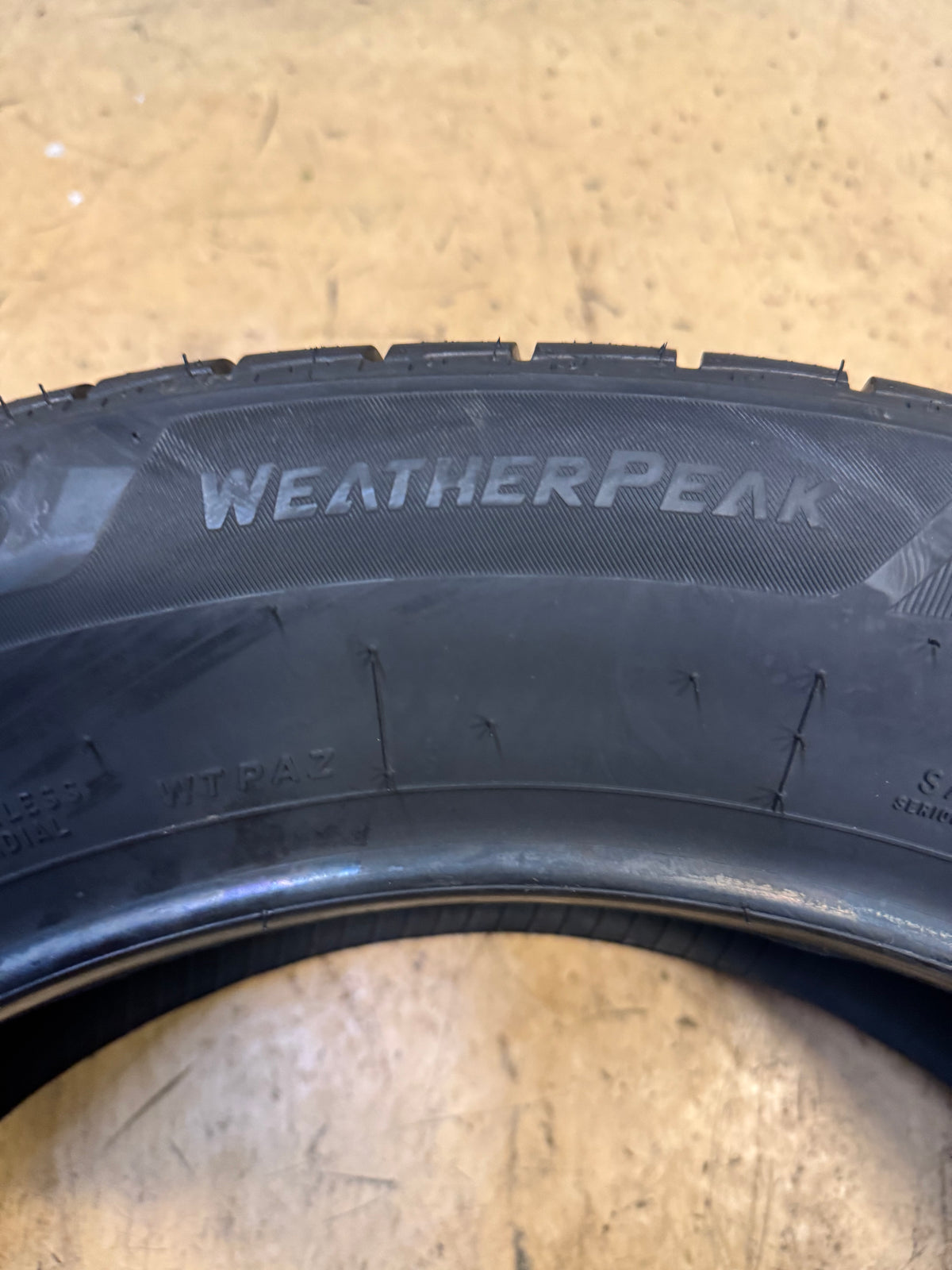 BRIDGESTONE WEATHERPEAK BSW P 235 55 18 100V ALL WEATHER TIRE 009666