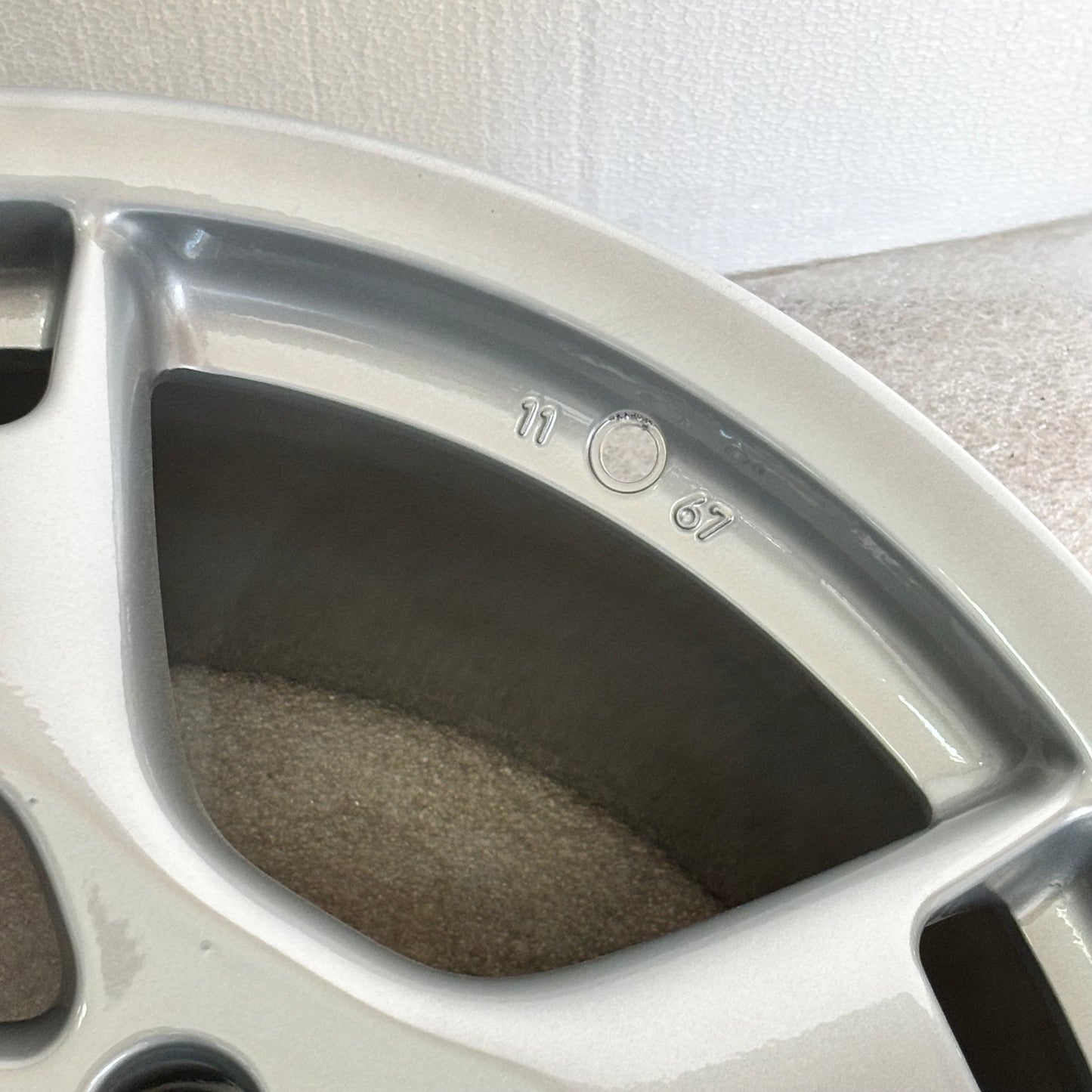 4 GENUINE PORSCHE CARRERA 997 8X19 11X19 STAGGARD WHEEL SET 99736215600 99736216201