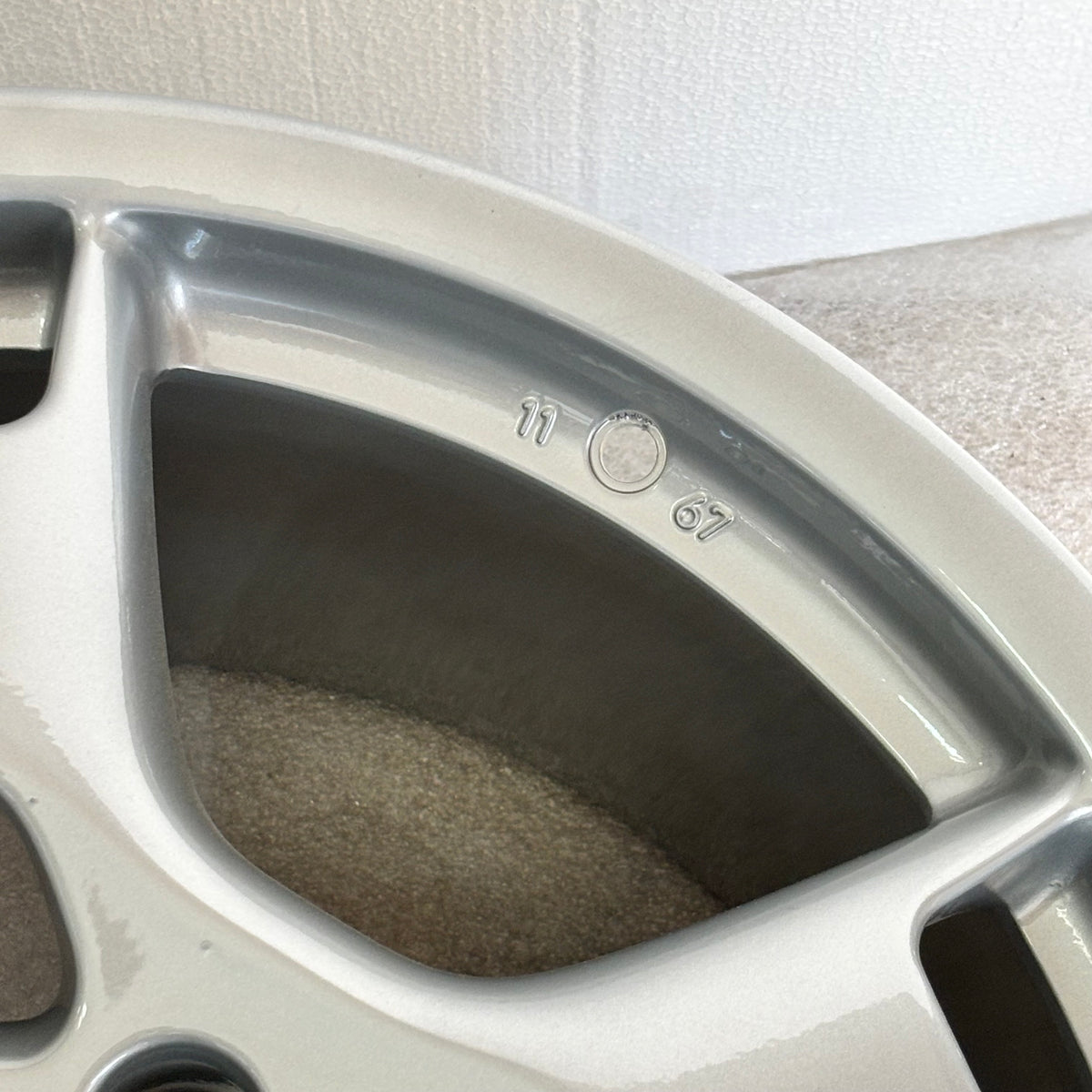 4 GENUINE PORSCHE CARRERA 997 8X19 11X19 STAGGARD WHEEL SET 99736215600 99736216201