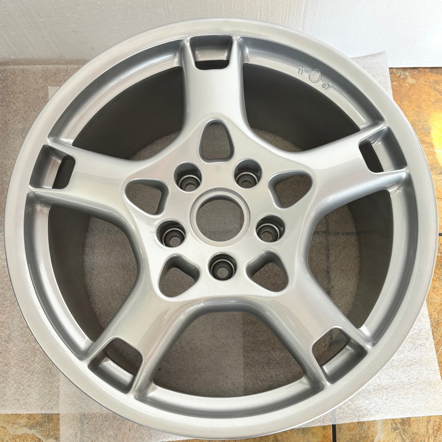 4 GENUINE PORSCHE CARRERA 997 8X19 11X19 STAGGARD WHEEL SET 99736215600 99736216201