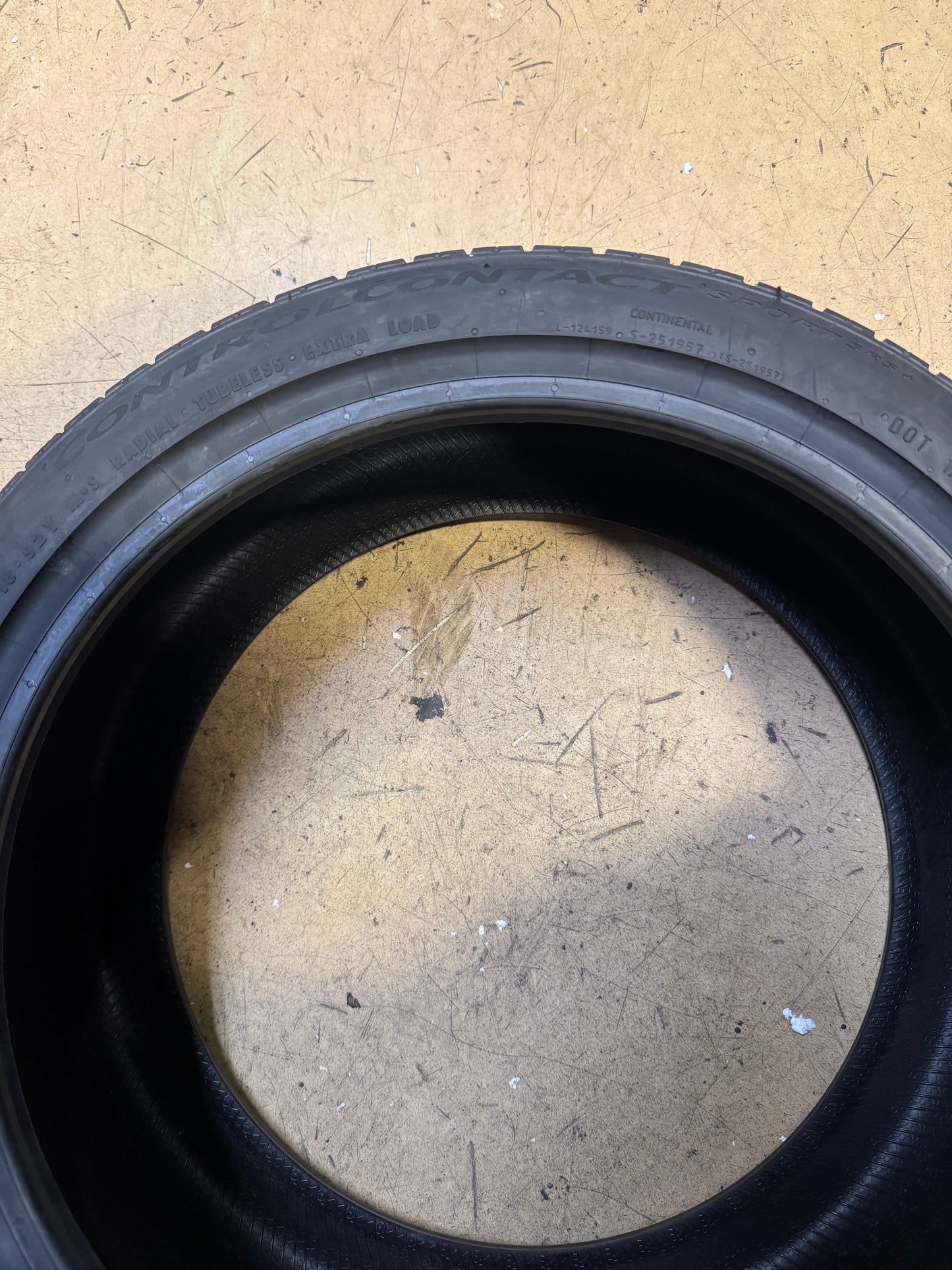 CONTINENTAL CONTROL CONTACT SPORT SRS+ BSW P 225 40 18 92Y XL TIRE 15575650000