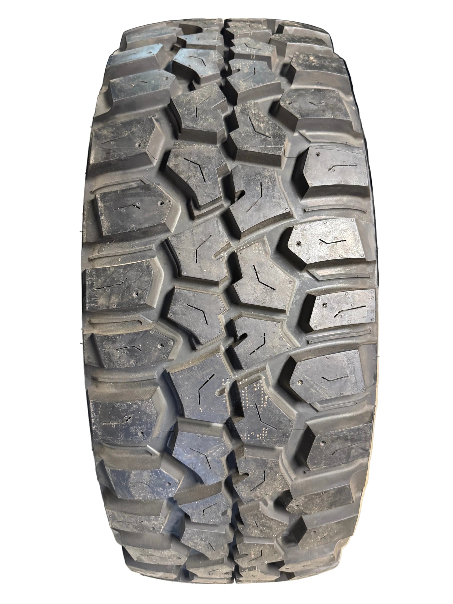 NOS HERCULES TERRA TRAC M/T OWL LT 305 70 18 126/123Q 10PLY MUD TERRAIN TIRE 08190