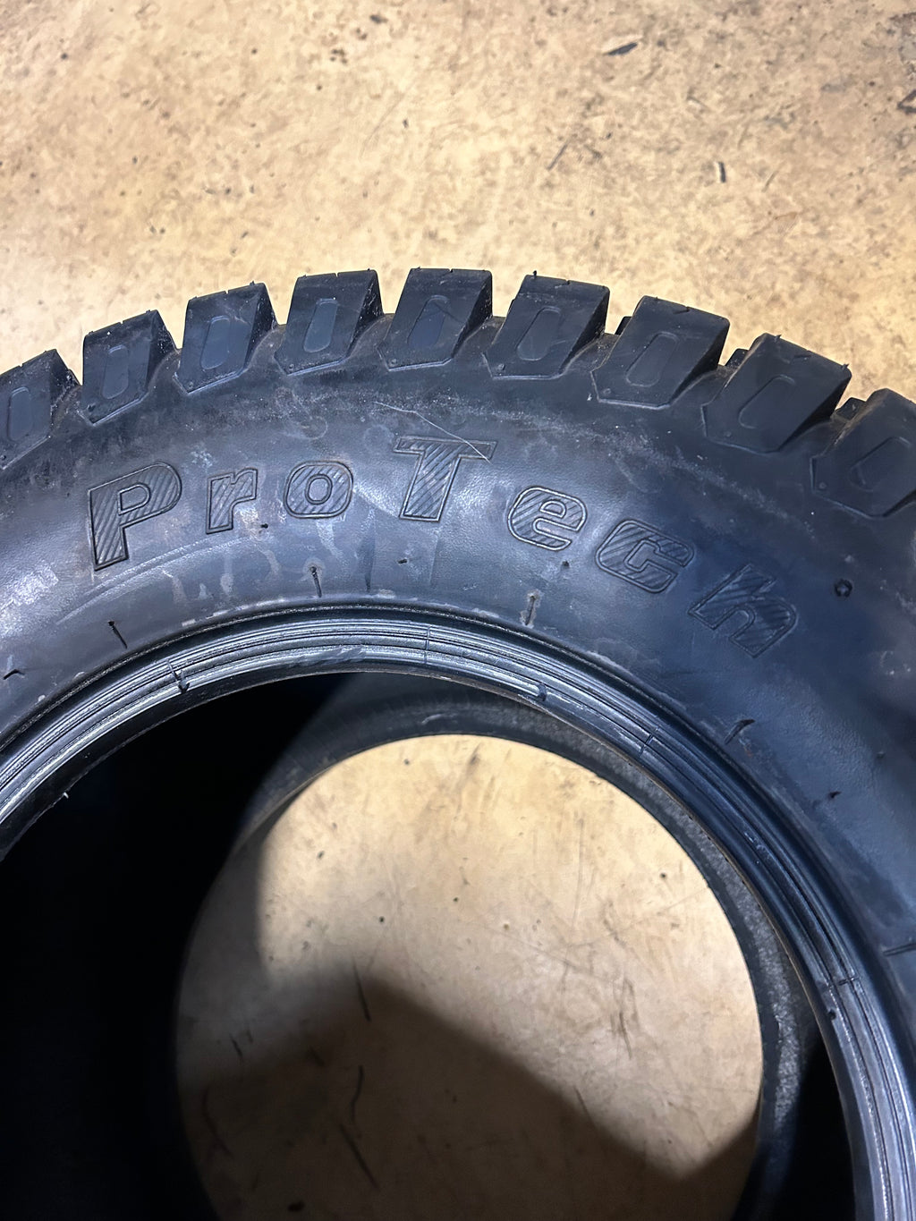 MAXXIS M9227 PROTECH BSW 24 12 12 4PLY LAWN TIRE MMP241212