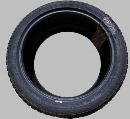 NEW OLD STOCK NOKIAN HAKKAPELIITTA 9 SUV STUDDED P 315 35 21 111T XL WINTER TIRE TS32412
