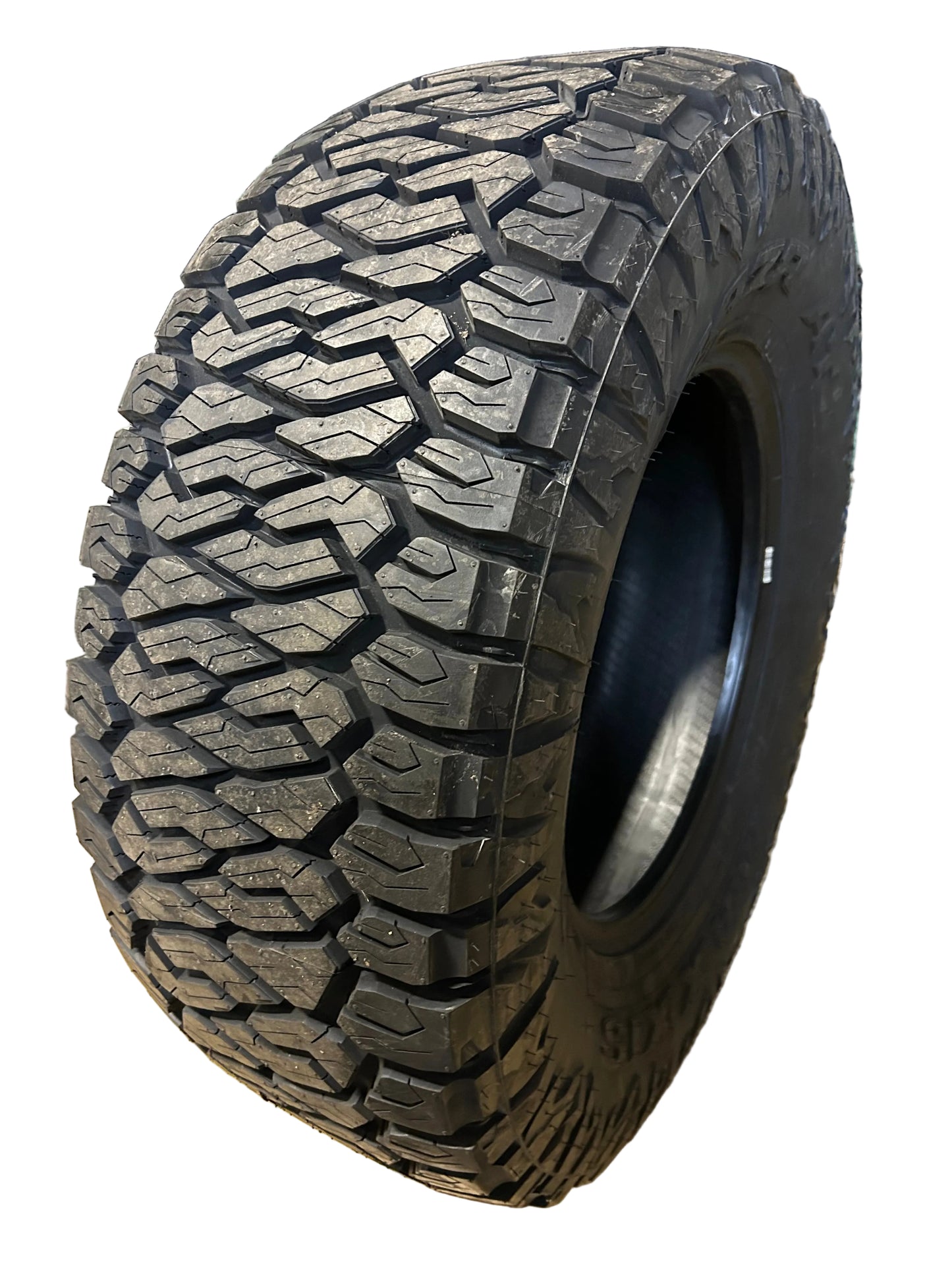 MAXXIS RAZR AT BSW LT 35 12.5 18 128Q 12PLY ALL TERRAIN TIRE TL00050100