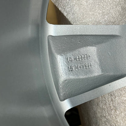 AMERICAN MUSCLE BULLITT ANTHRACITE 8x17 30MM OFFSET 5X4.5 28320G05
