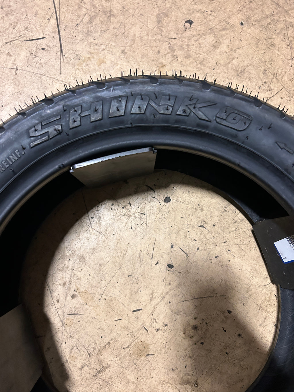 SHINKO 723 BSW 130 70 12 62P REAR SCOOTER TIRE 874500