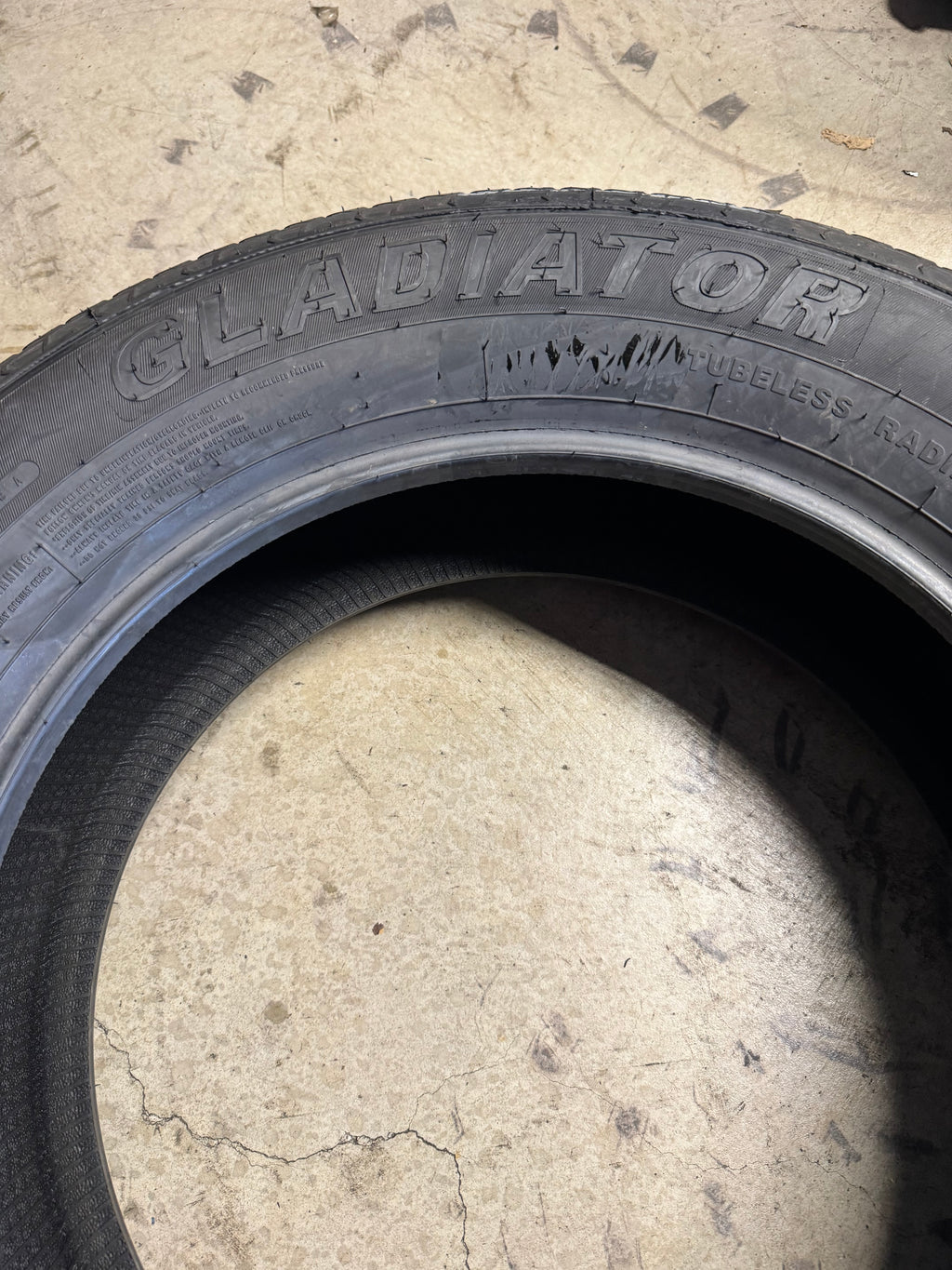 GLADIATOR QR700-SUV BSW P 275 60 20 115T ALL SEASON TIRE 1932332675