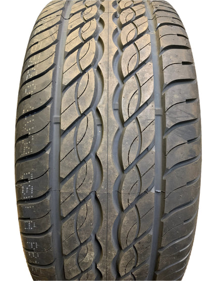 VOGUE CUSTOM BUILT RADIAL XIII WHITE AND GOLD P 275 55 20 117H XL TIRE 02213201