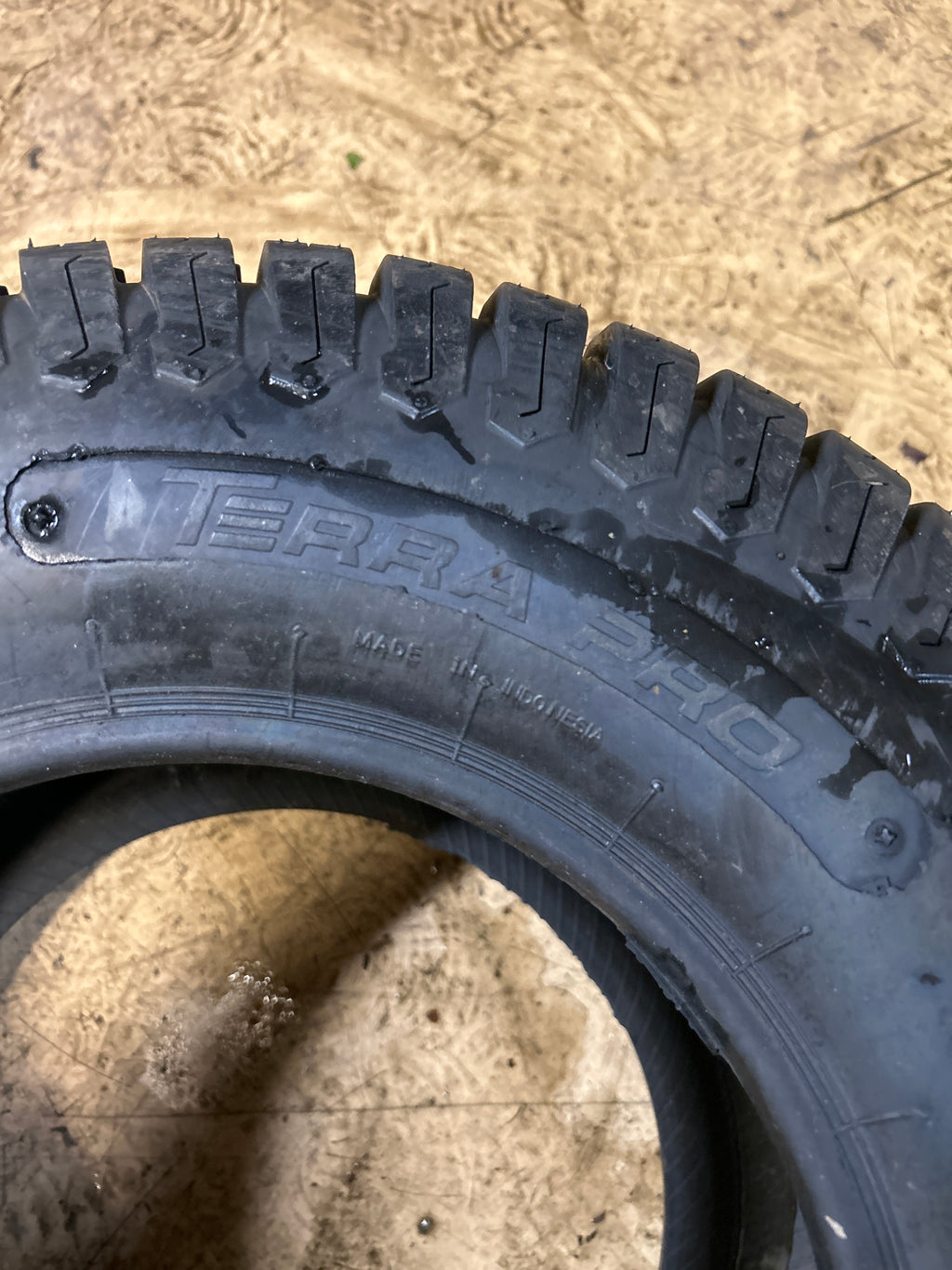 GTW TERRA PRO S374 BSW 20 10 10 4PLY LAWN TIRE 109667