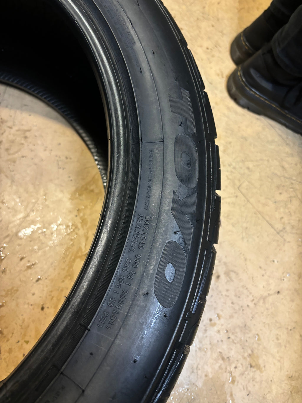 2 TOYO PROXES ST III P 275 40 20 106W XL ALL SEASON TIRE 247020