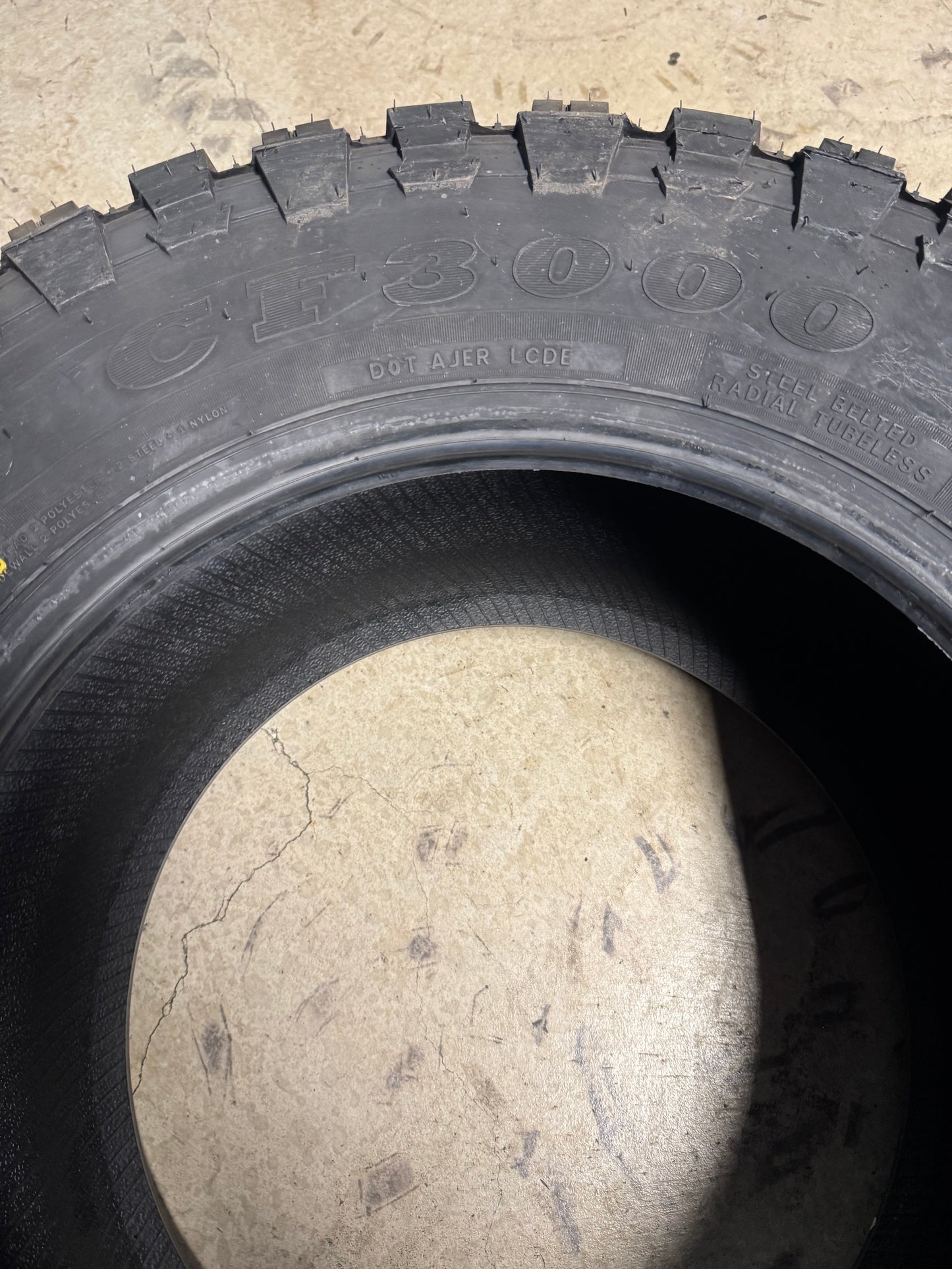 NOS COMFORSER CF3000 BSW LT 33 12.5 17 114Q 8PLY MUD TERRAIN TIRE CF222