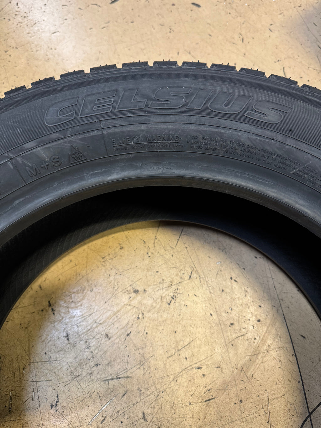 2 NOS TOYO CELSIUS BSW P 225 60 17 99H ALL SEASON TIRE 128450