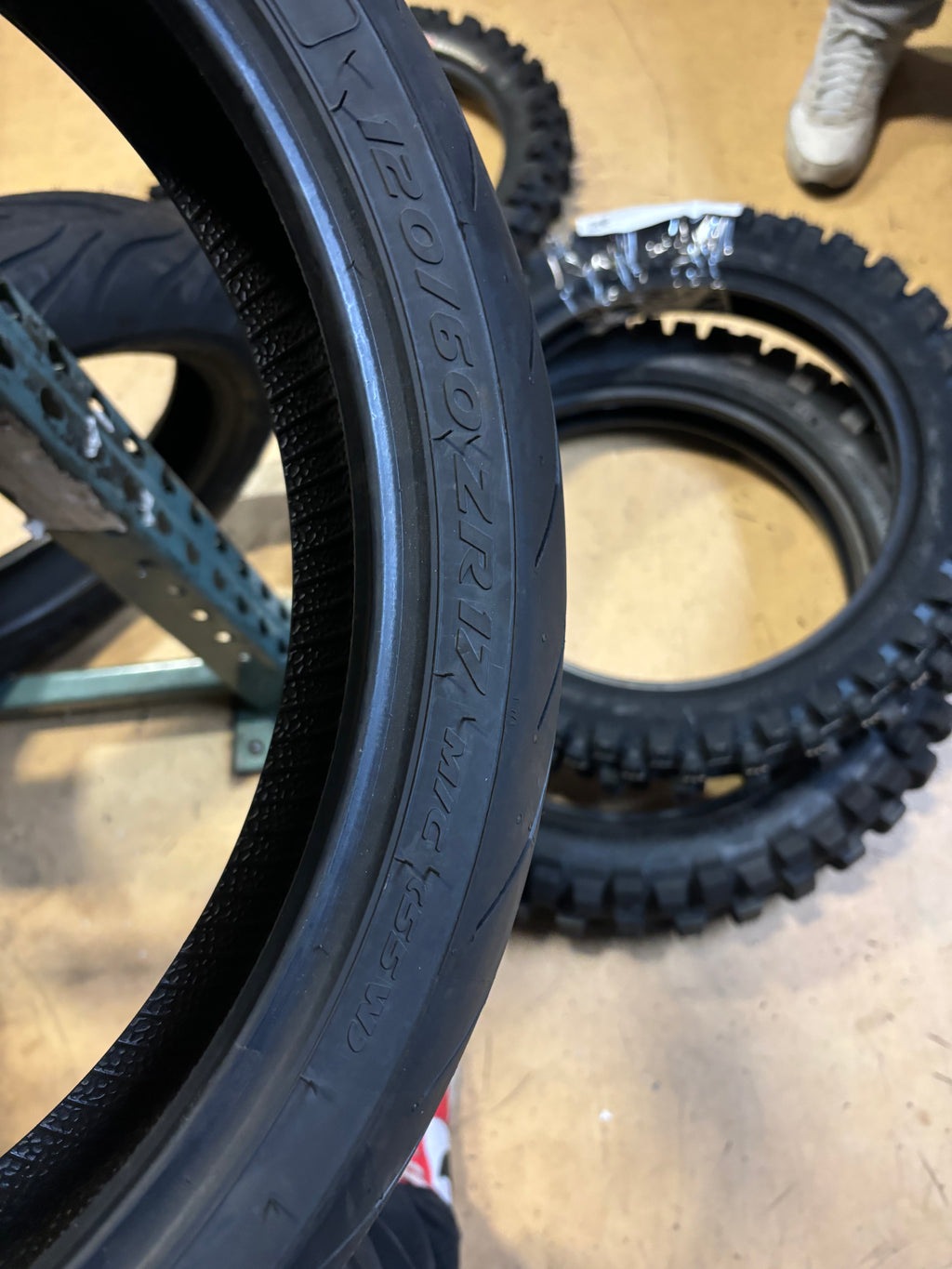 PIRELLI DIABLO ROSSO III 120 60 17 55W FRONT MOTORCYCLE TIRE 2070000