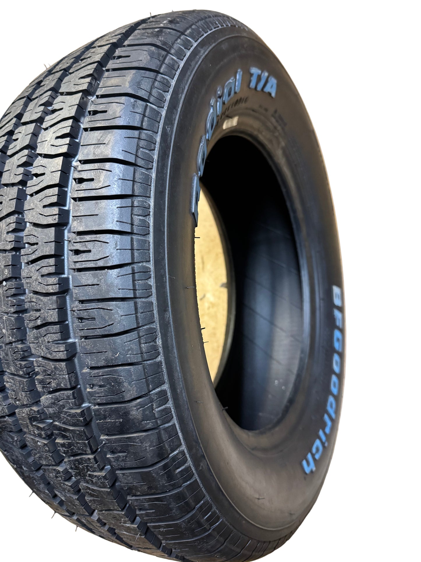 BFGOODRICH RADIAL T/A RWL P 225 60 15 95S ALL SEASON TIRE 10971