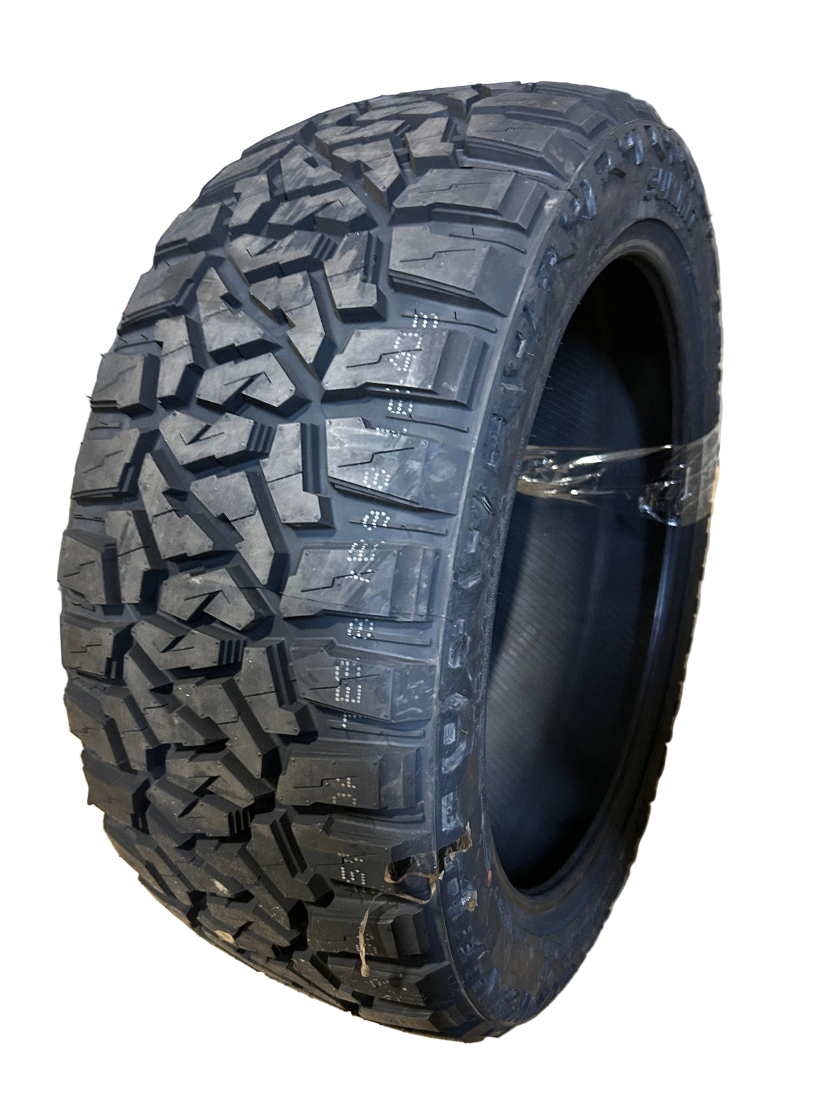 SUMMIT TRAIL CLIMBER RT BSW P 285 45 22 114Q XL RUGGED TIRE 1600703