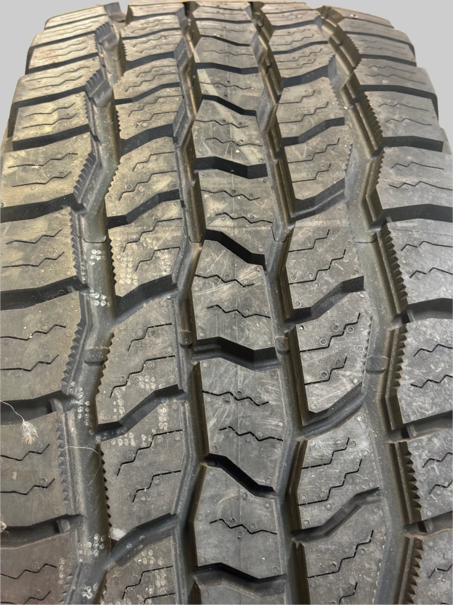 COOPER DISCOVERER AT3 XLT RWL LT 32 11.5 15 113R LRC 6PLY ALL TERRAIN TIRE 170027027