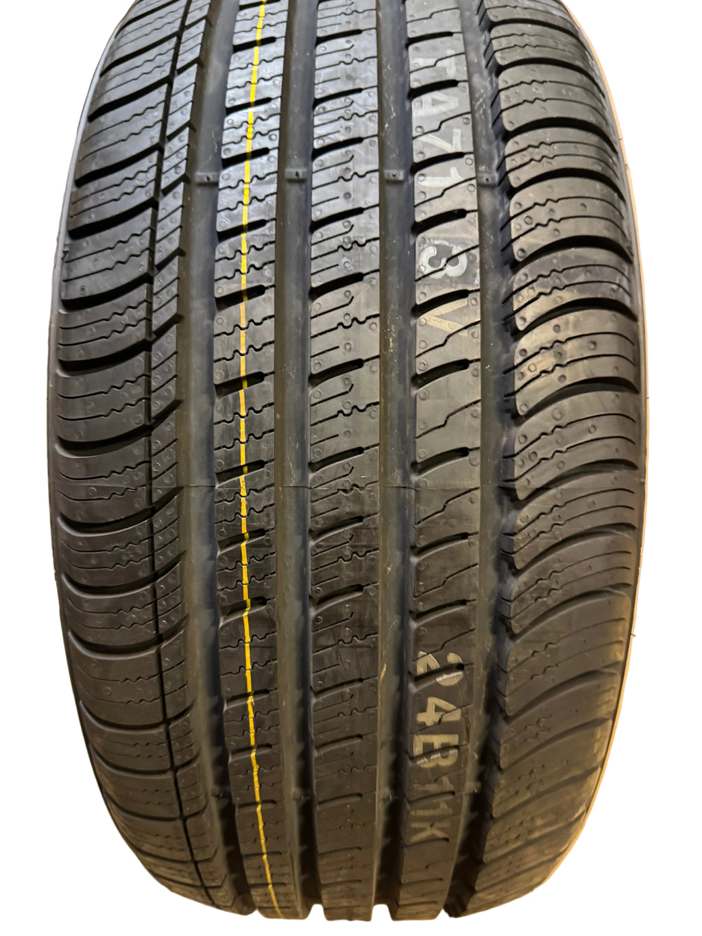 2 NOS KUMHO SOLUS TA71 BSW P 235 50 17 96V ALL SEASON TIRE 2169703