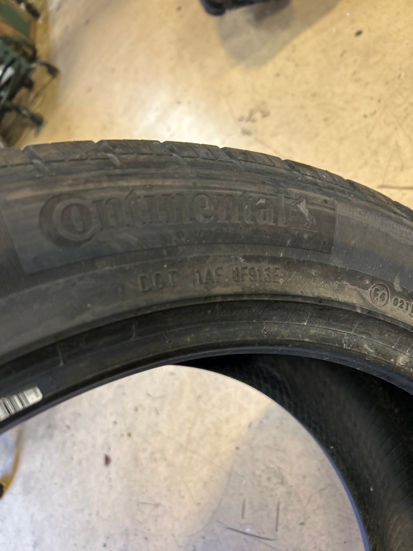 USED CONTINENTAL CROSSCONTACT LX25 BSW P 265 45 20 108H XL ALL SEASON TIRE 15492500000
