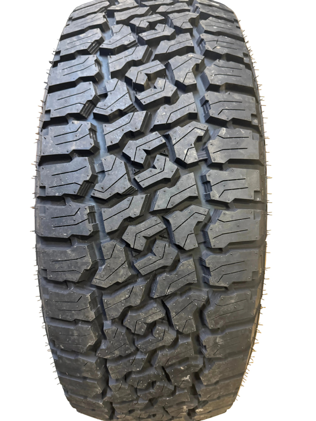 MASTERTRACK BADLANDS AT BSW P 255 70 16 111T ALL TERRAIN TIRE MASTAT004