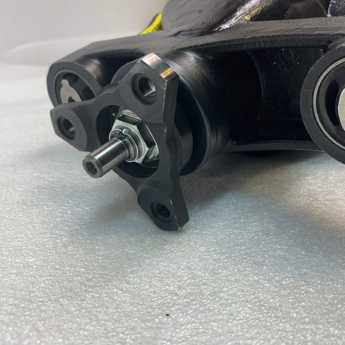 REAR DIFFERENTIAL AXLE CARRIER FOR CADILLAC ATS AWD 2013-2019