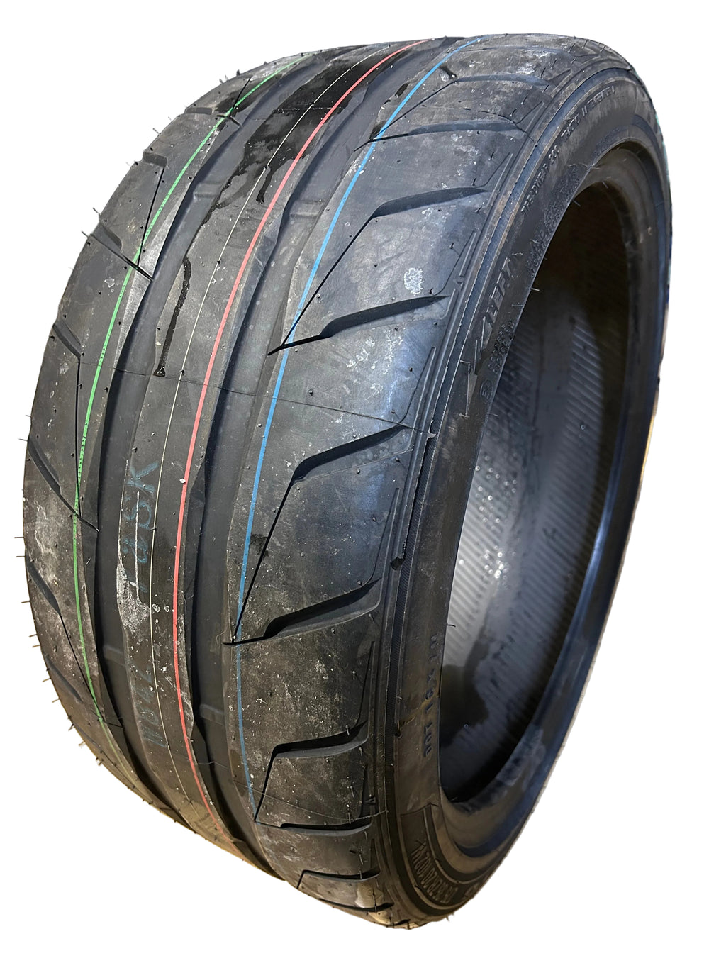 NITTO NT05 BSW P 275 35 20 102W XL HIGH PERFORMANCE TIRE 207220