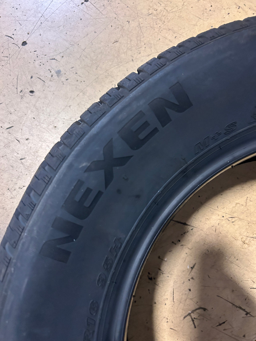 NEXEN NBLUE 4SEASON2 BSW P 205 65 16 95H SL ALL WEATHER TIRE 19174NXK