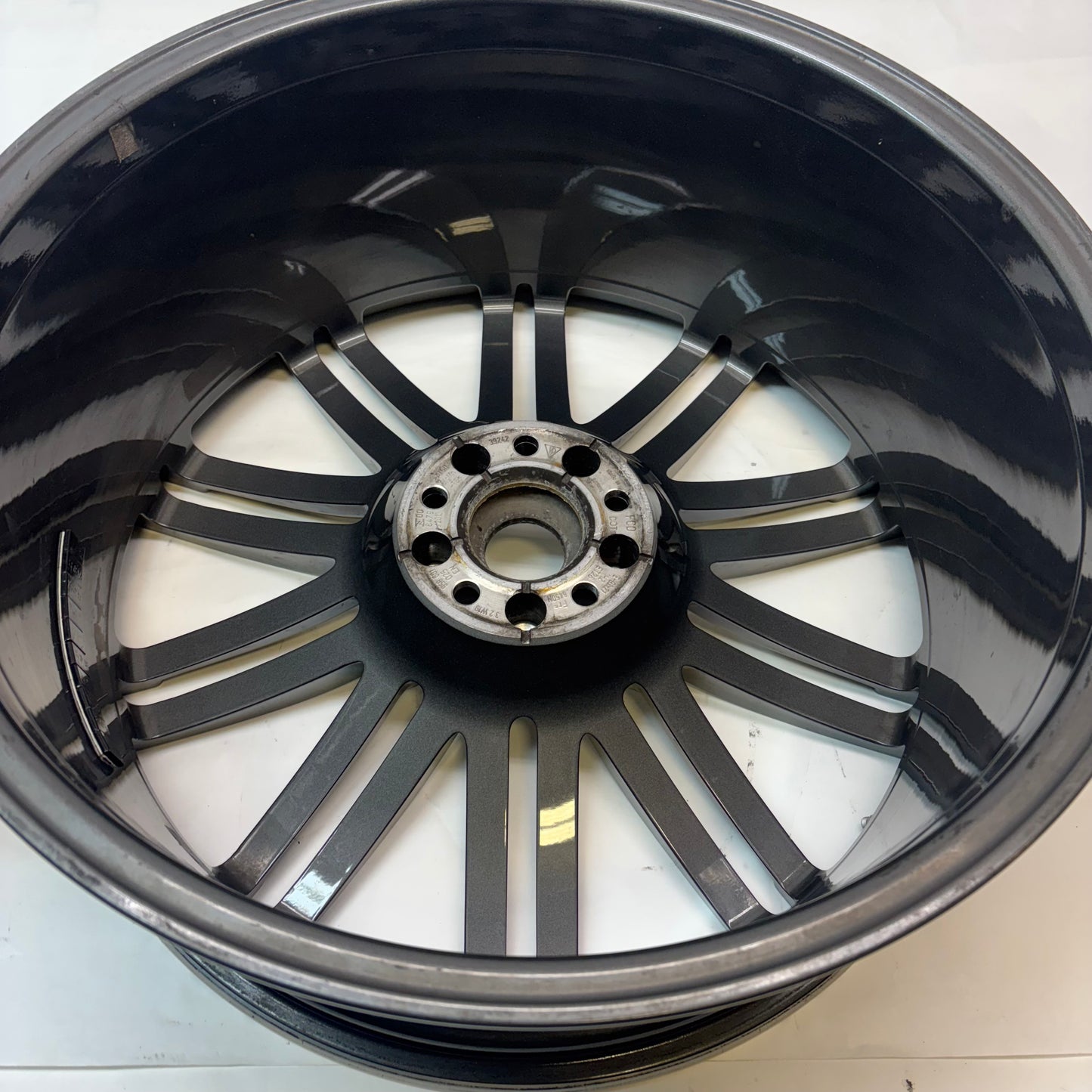 GENUINE PORSCHE MACAN 21 INCH STAGGERED SET F:21X9 ET26 R:21X10 ET26 WHEELS