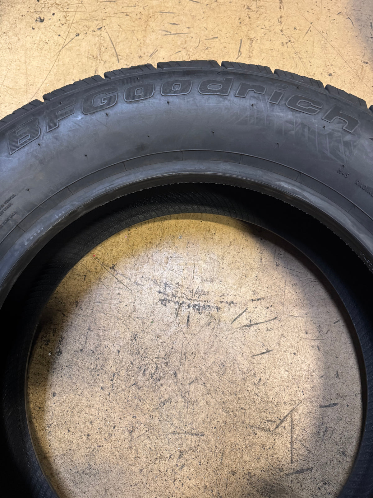 2 NOS BFGOODRICH ADVANTAGE CONTROL A/S BSW P 215 65 17 99H ALL SEASON TIRE 73126