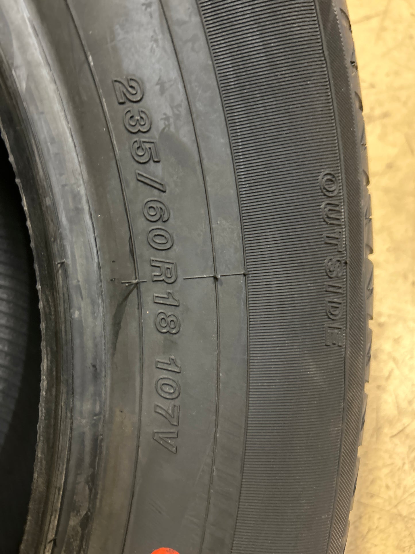 2 YOKOHAMA AVID ASCEND GT BSW P 235 60 18 107V ALL SEASON TIRE 110132756
