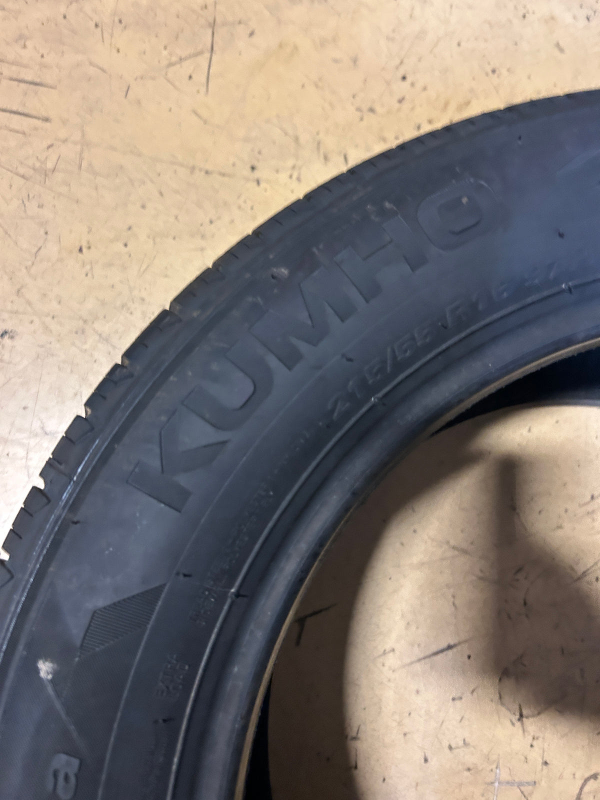 KUMHO SOLUS TA51A BSW P 215 55 16 97H XL ALL SEASON TIRE 2285383