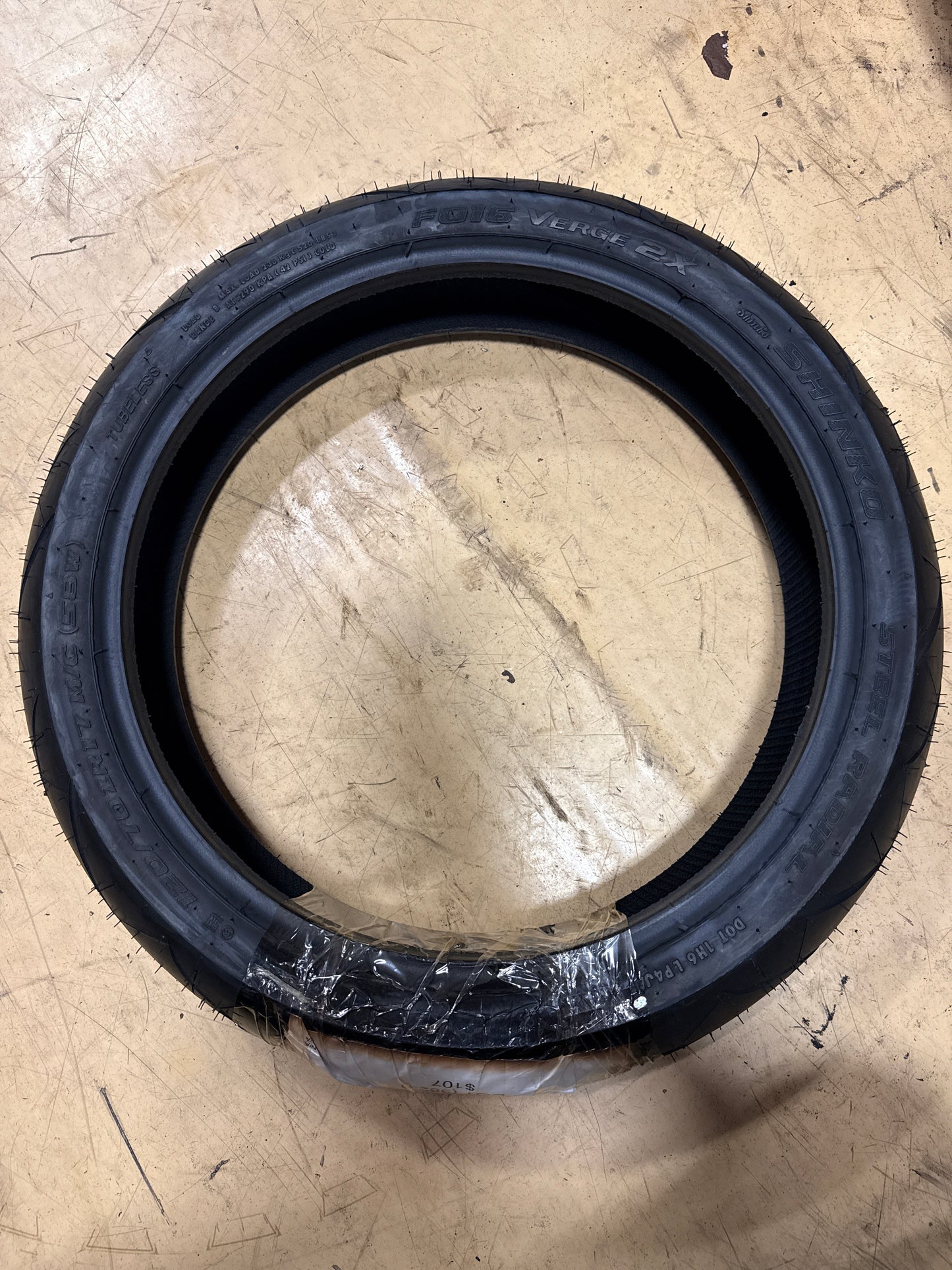 SHINKO F016 VERGE 2X BSW 120 70 17 58W FRONT MOTORCYCLE TIRE 874084