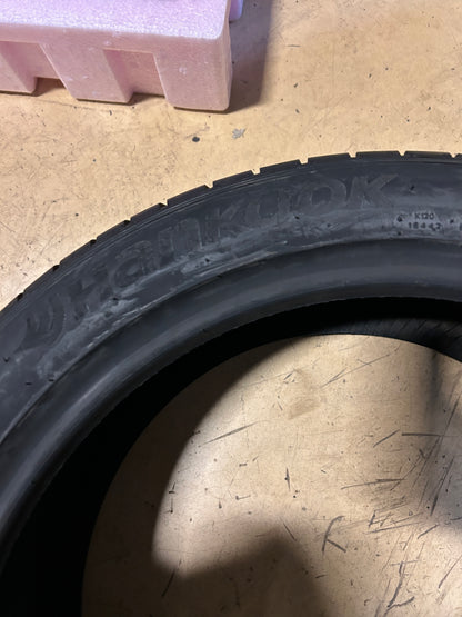 NOS HANKOOK VENTUS V12 EVO2 BSW P 215 45 16 93Y UHP TIRE 1015243