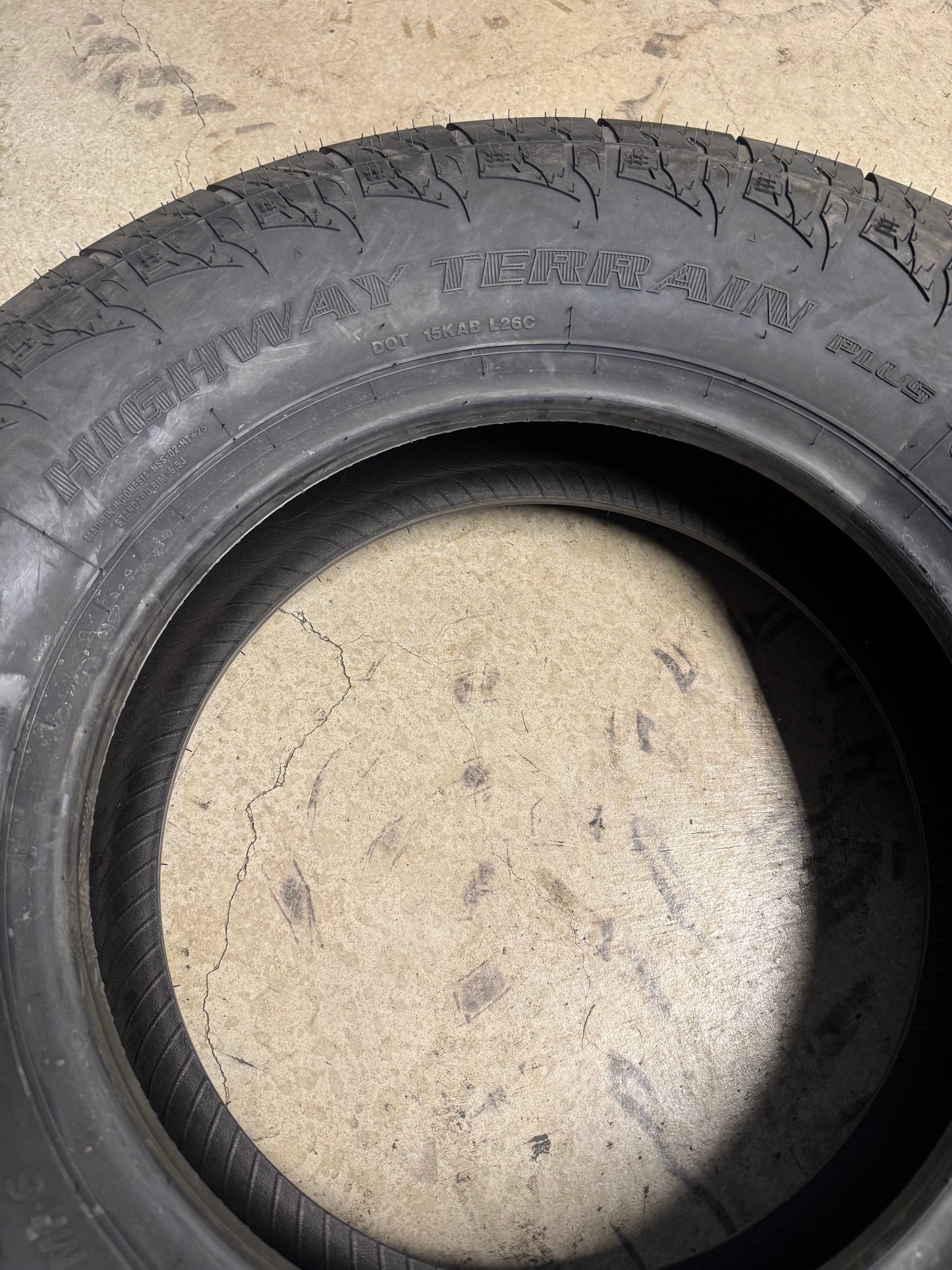 NOS CORSA HIGHWAY TERRAIN PLUS BSW LT 235 80 17 120/117S 10PLY  TIRE COMSID0025