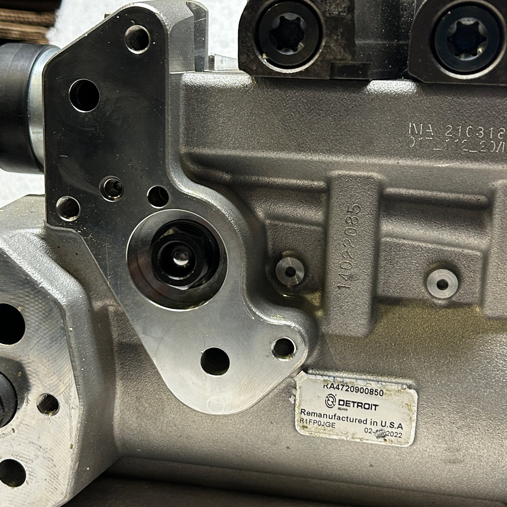 REMAN. GENUINE DETROIT DIESEL HIGH PRESSURE FUEL PUMP RA4720900850