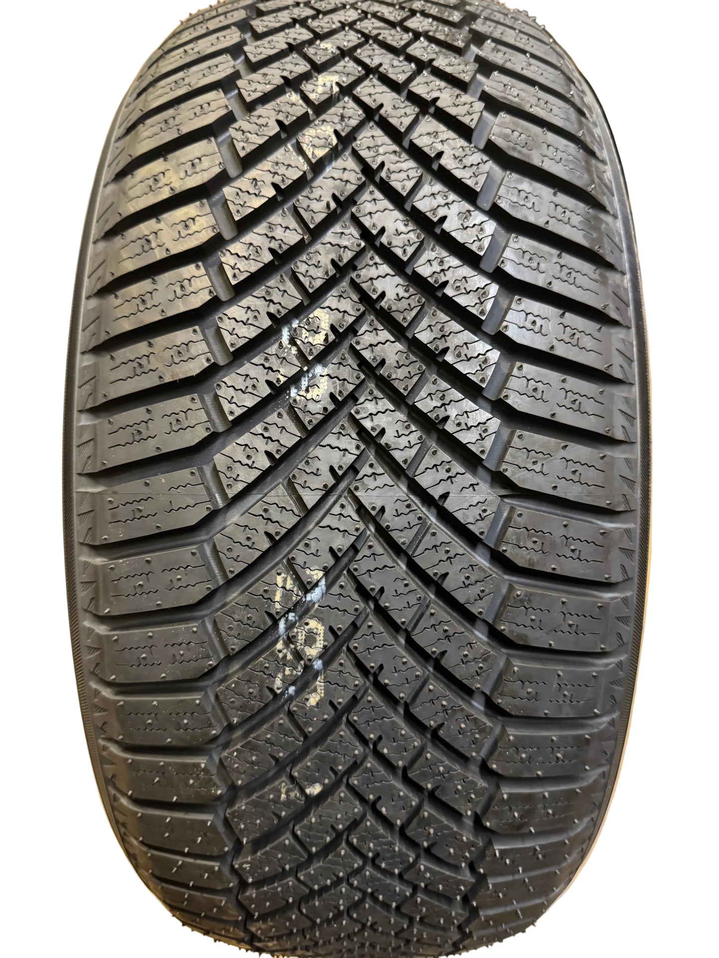 YOKOHAMA BLUEARTH WINTER V906 BSW P 225 50 17 98V XL WINTER TIRE 110109605