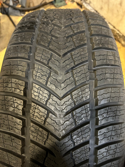 LINGLONG SPORT MASTER WINTER BSW P 225 50 17 98V XL WINTER TIRE 221036429