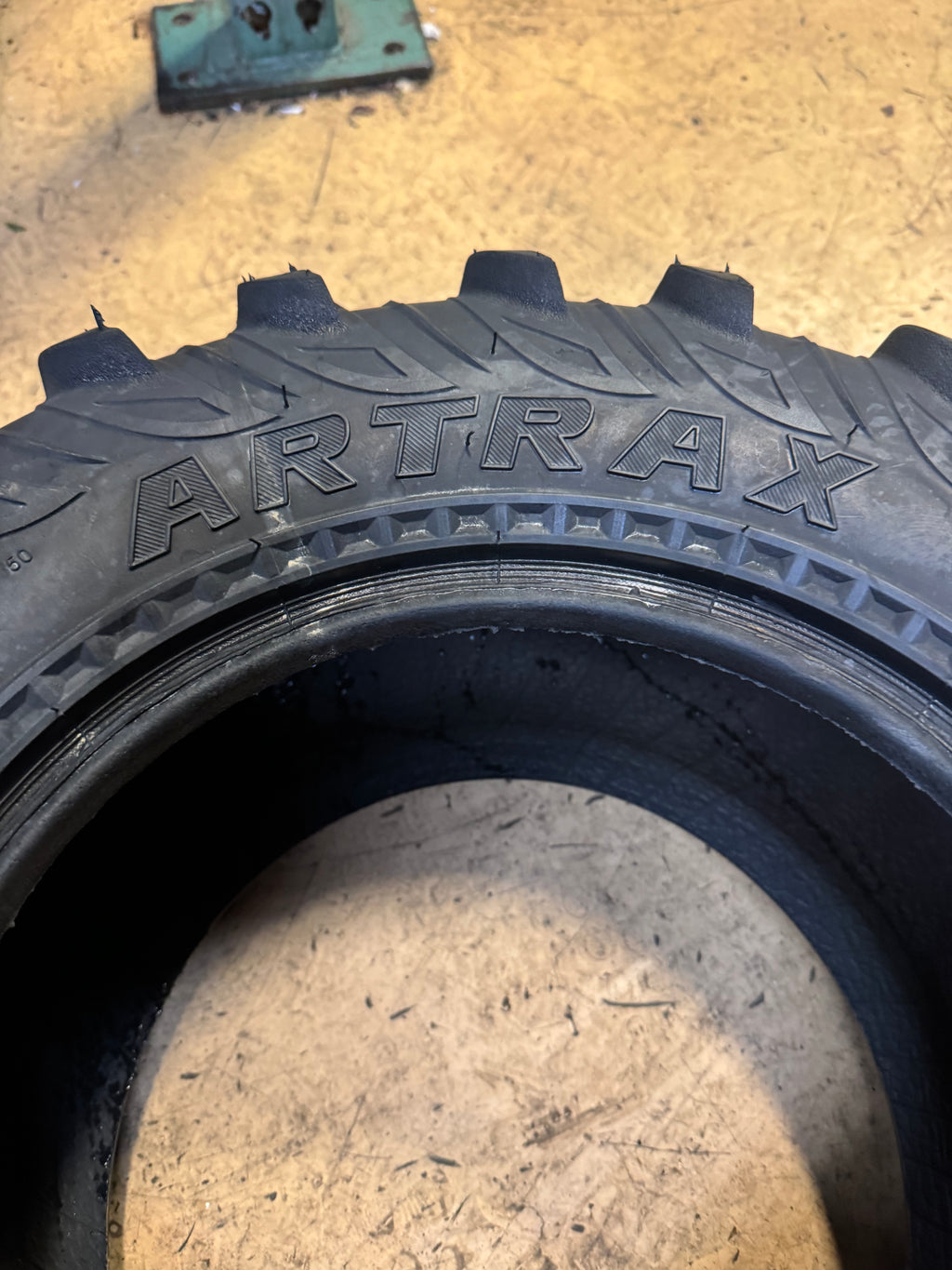 ARTRAX MUDTRAX BSW AT 25 8 12 40N 6PLY ATV/UTV TIRE AX130725812